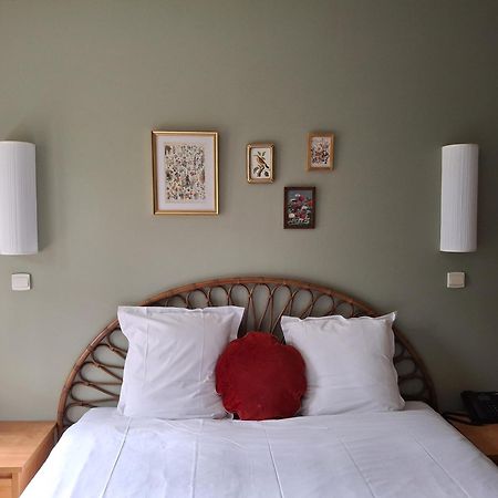 Hostellerie Du Lys Lamorlaye Zewnętrze zdjęcie