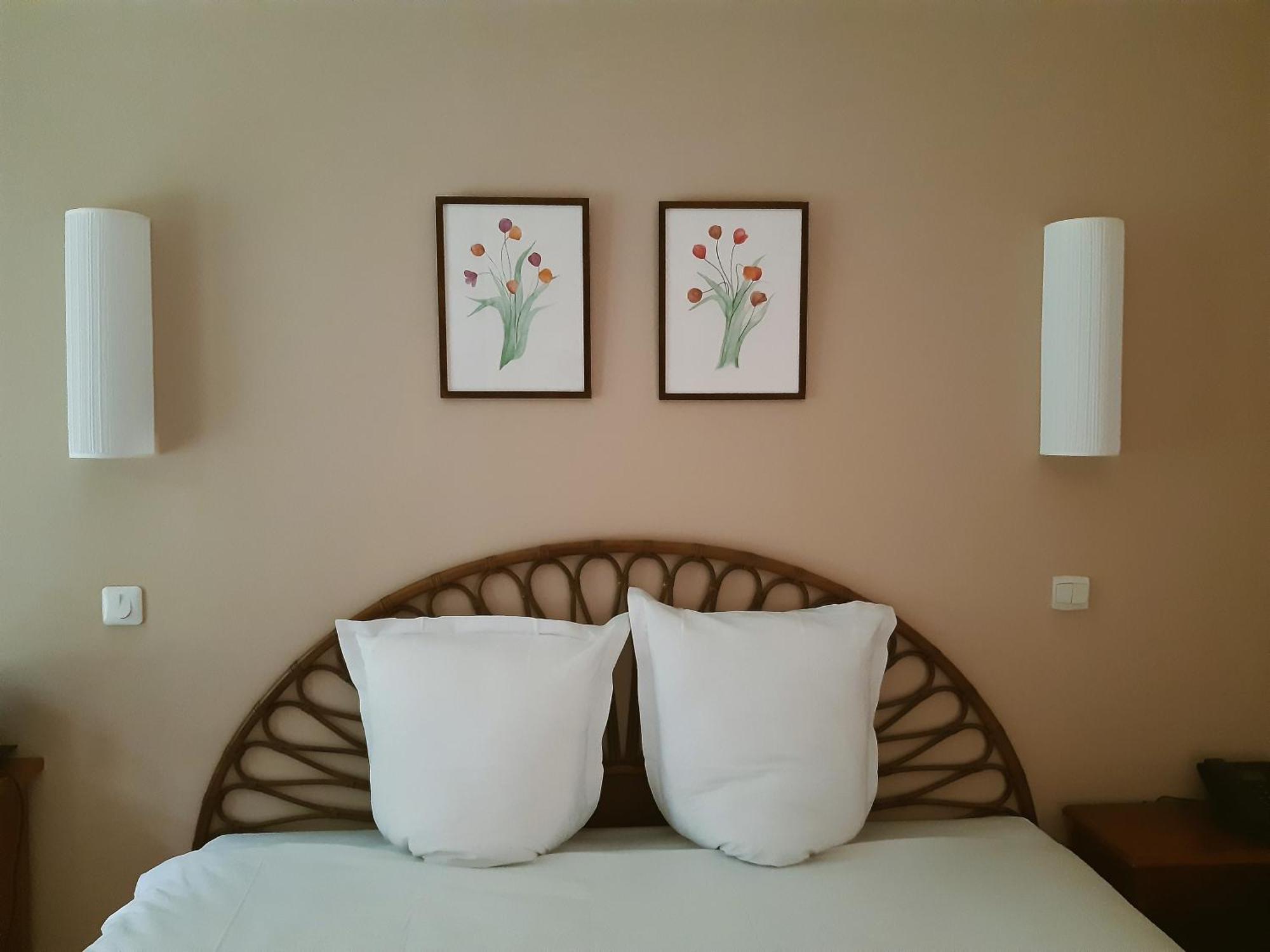 Hostellerie Du Lys Lamorlaye Zewnętrze zdjęcie