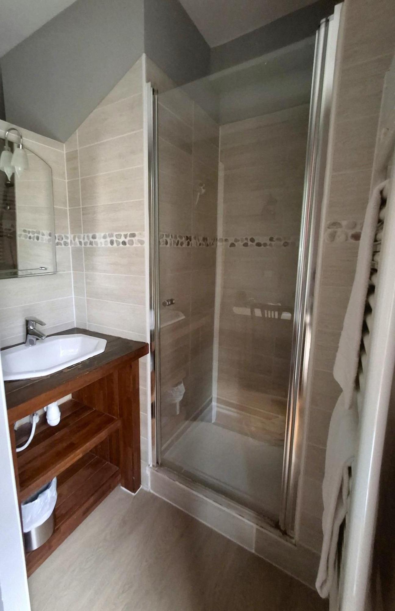Hostellerie Du Lys Lamorlaye Zewnętrze zdjęcie