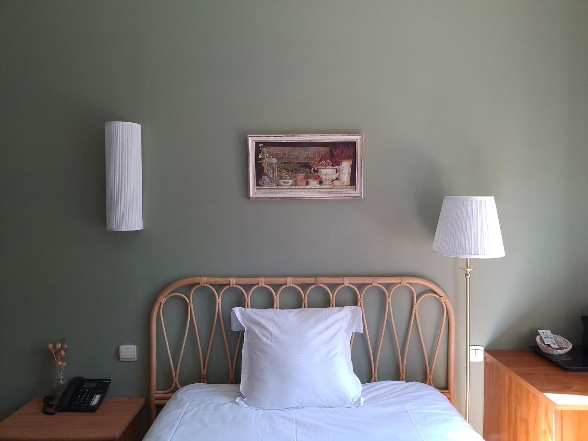 Hostellerie Du Lys Lamorlaye Zewnętrze zdjęcie