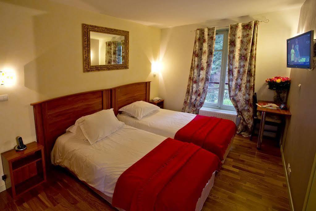 Hostellerie Du Lys Lamorlaye Zewnętrze zdjęcie