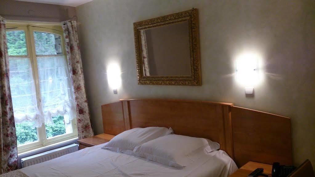 Hostellerie Du Lys Lamorlaye Zewnętrze zdjęcie
